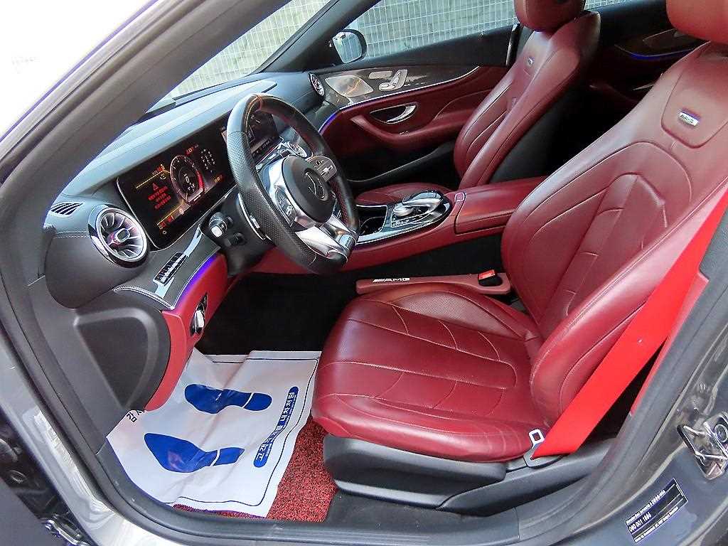 Mercedes-Benz CLS-Class — photo 05