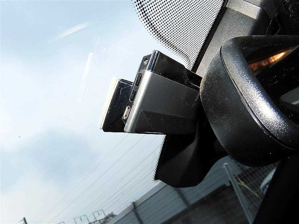 BMW M5 — photo 16