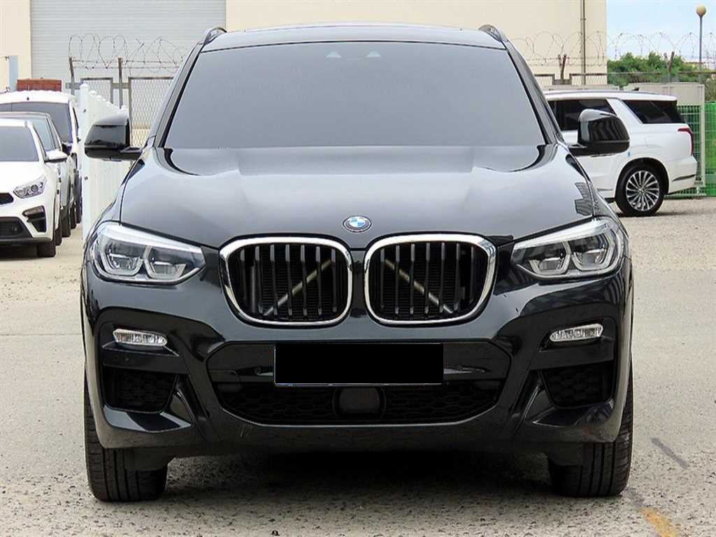 BMW X4 — photo 01