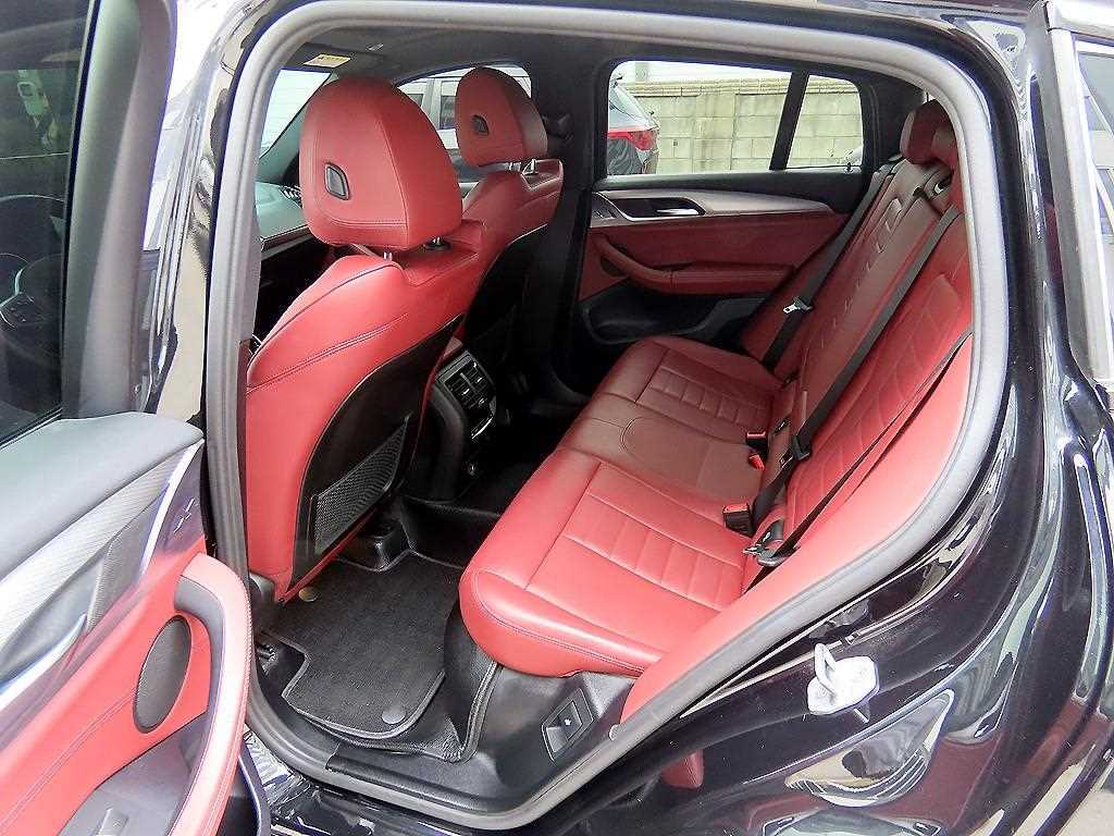 BMW X4 — photo 06