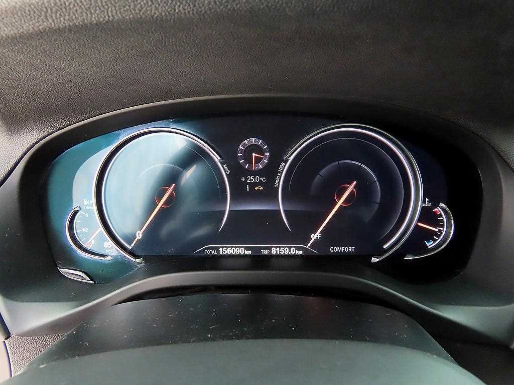 BMW X4 — photo 09