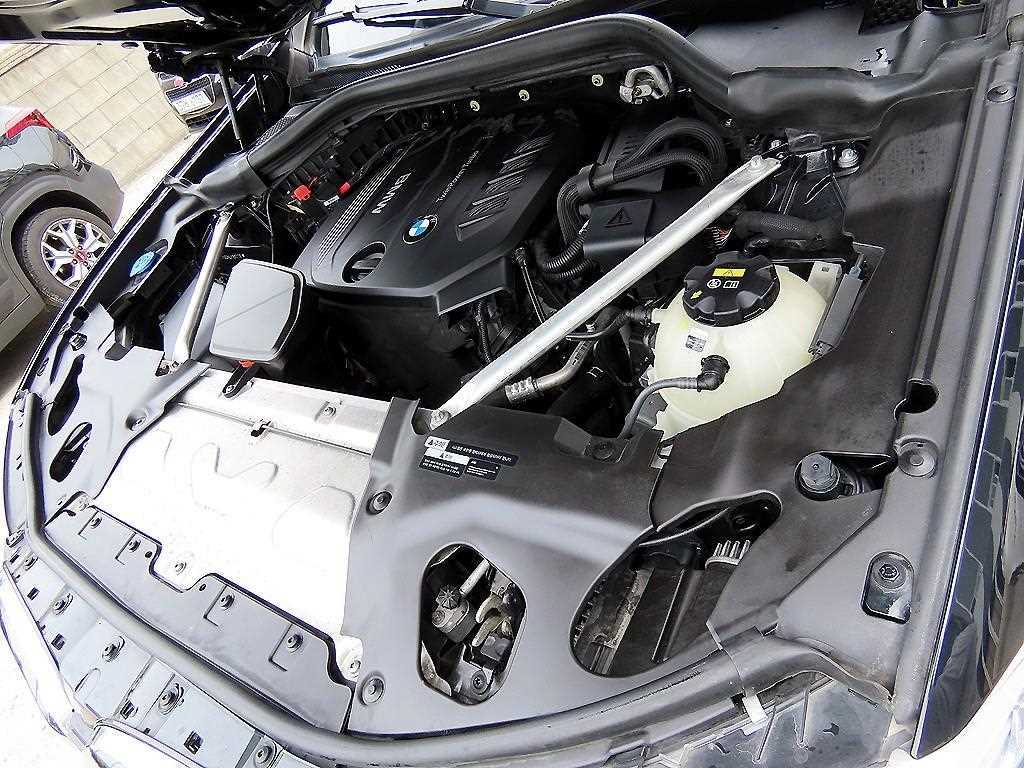 BMW X4 — photo 19