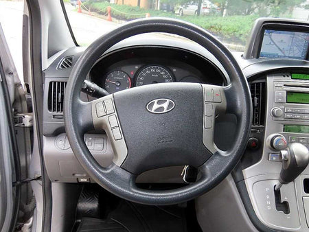 Hyundai Starex — photo 09