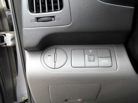 Hyundai Starex — photo 13