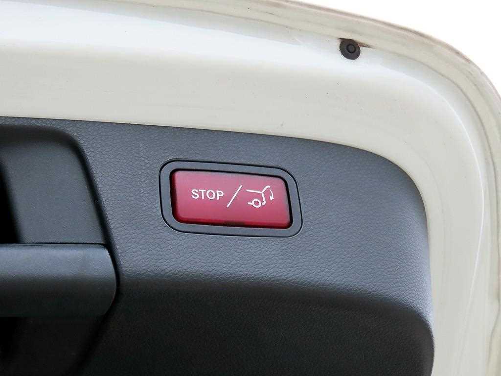 Mercedes-Benz GLA-Class — photo 16