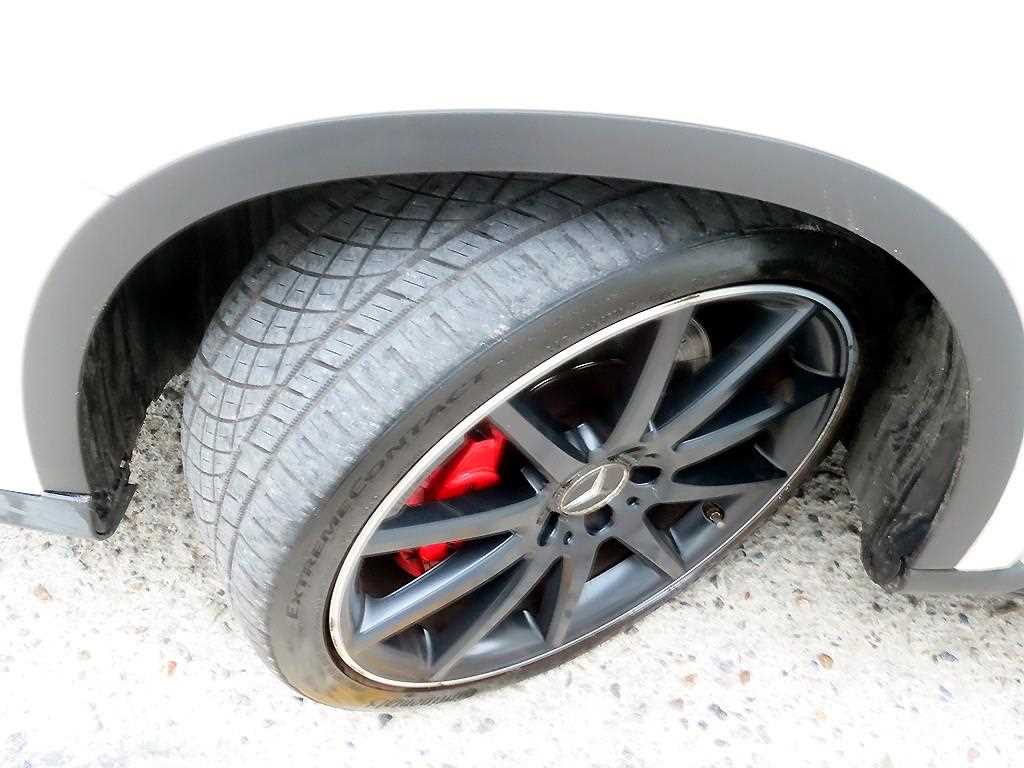 Mercedes-Benz GLA-Class — photo 19