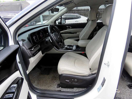 Kia Carnival — photo 05