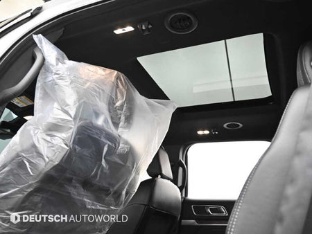 Ford Explorer — photo 18