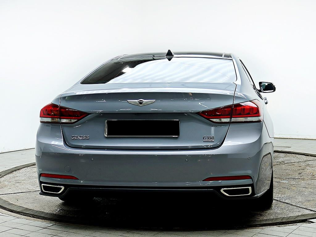 Hyundai Genesis — photo 03