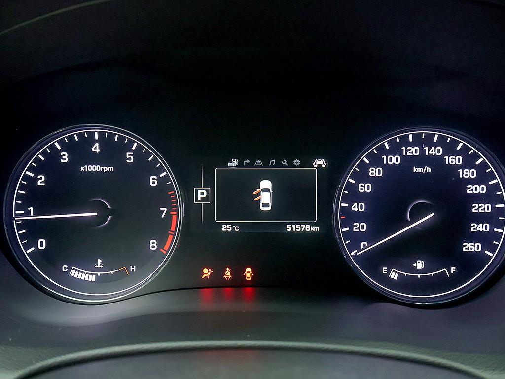 Hyundai Genesis — photo 06