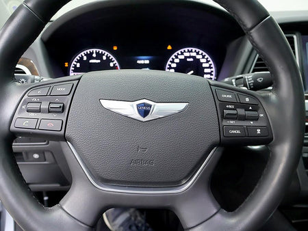 Hyundai Genesis — photo 13
