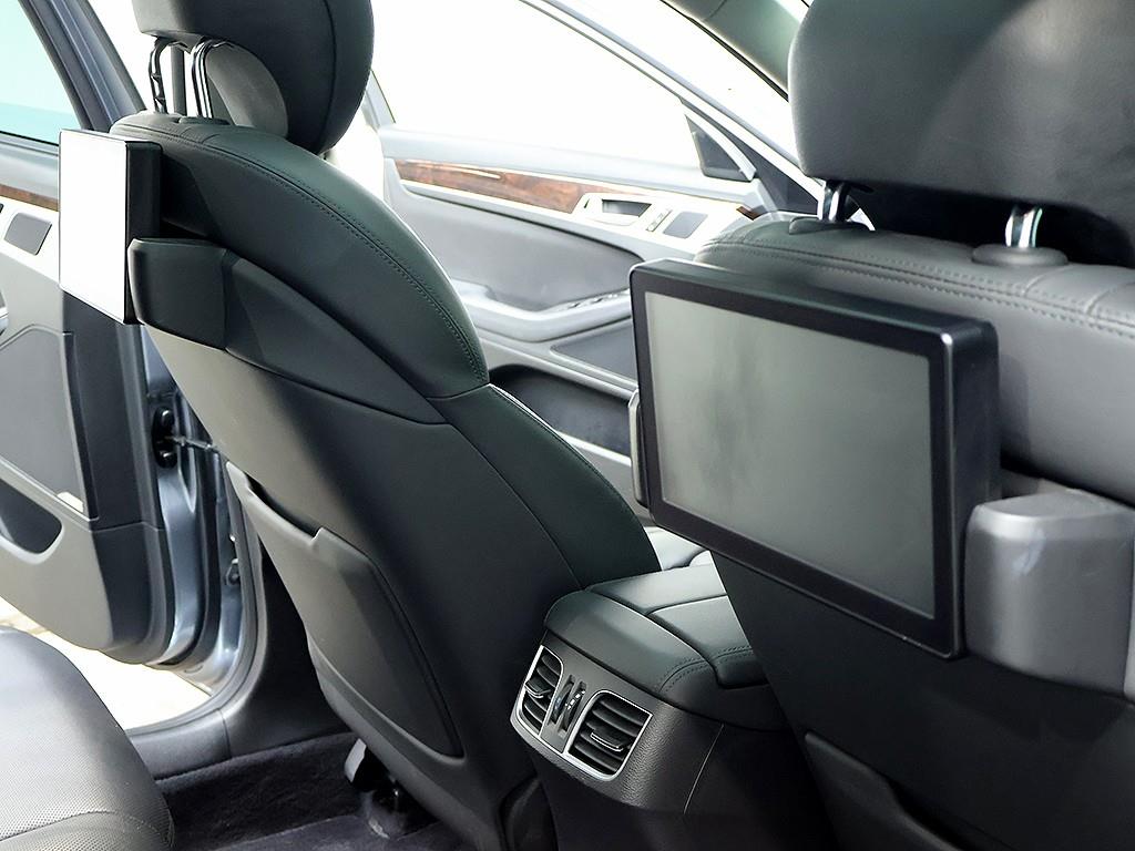 Hyundai Genesis — photo 15