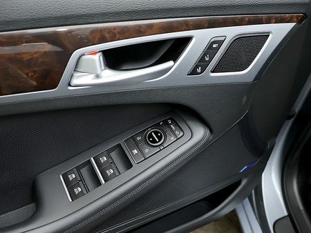 Hyundai Genesis — photo 16