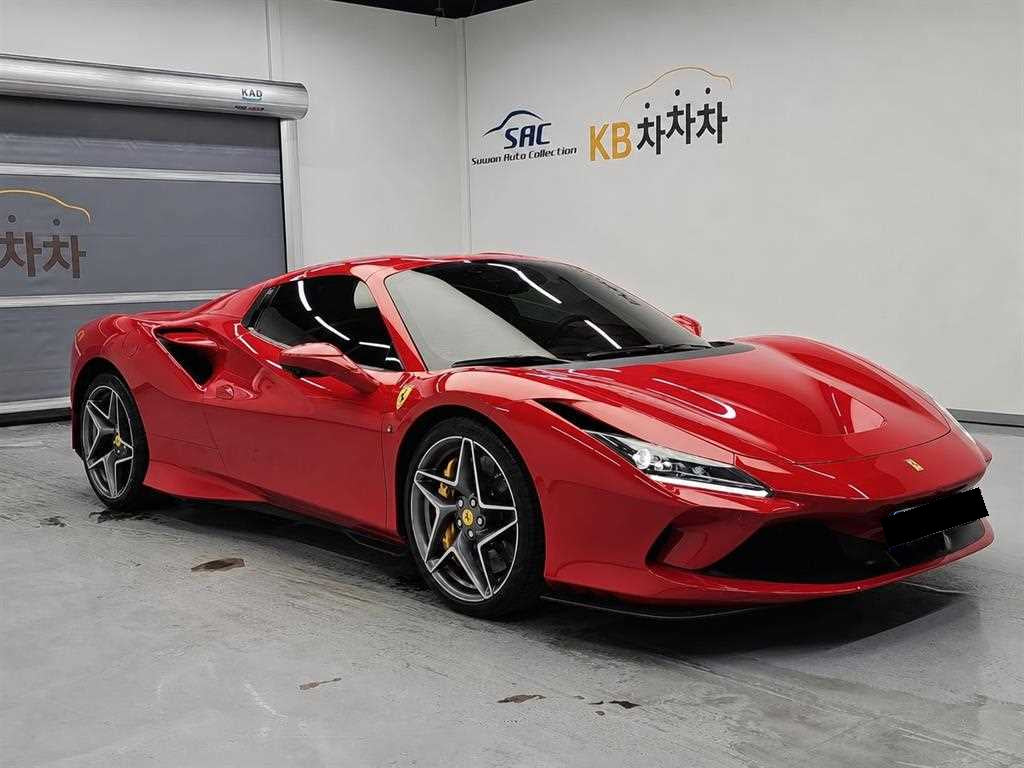 Ferrari F8 — photo 03