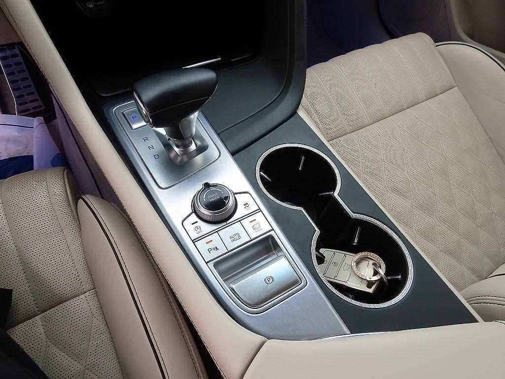 Genesis G70 — photo 11