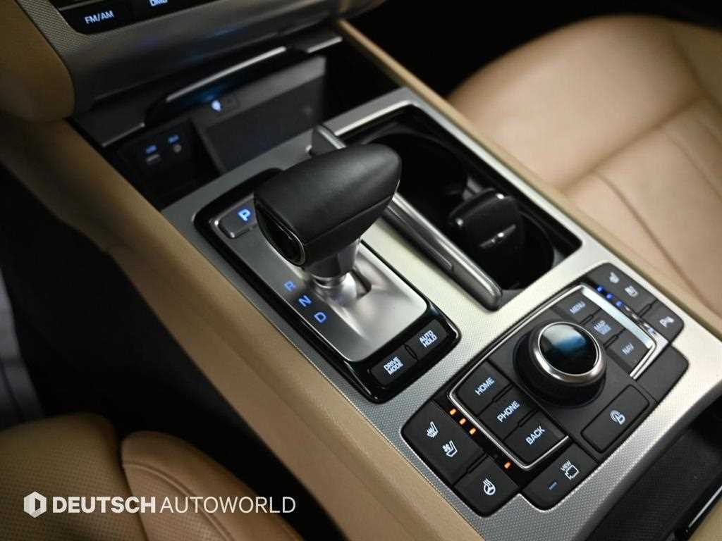 Genesis G80 — photo 09