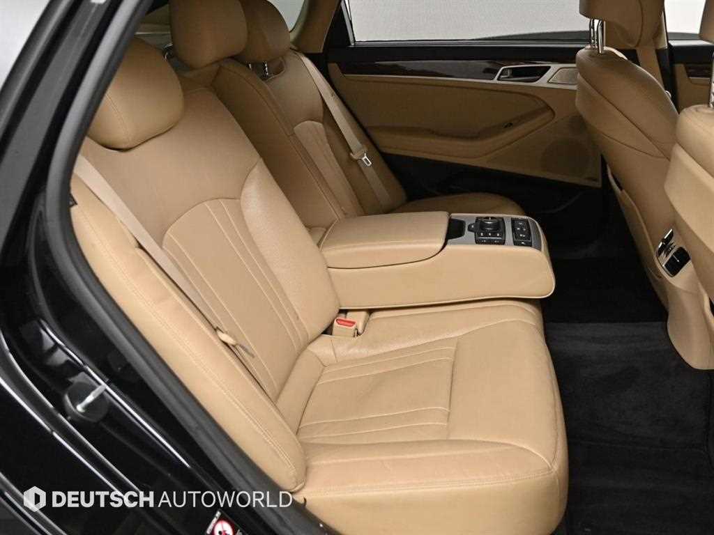 Genesis G80 — photo 12