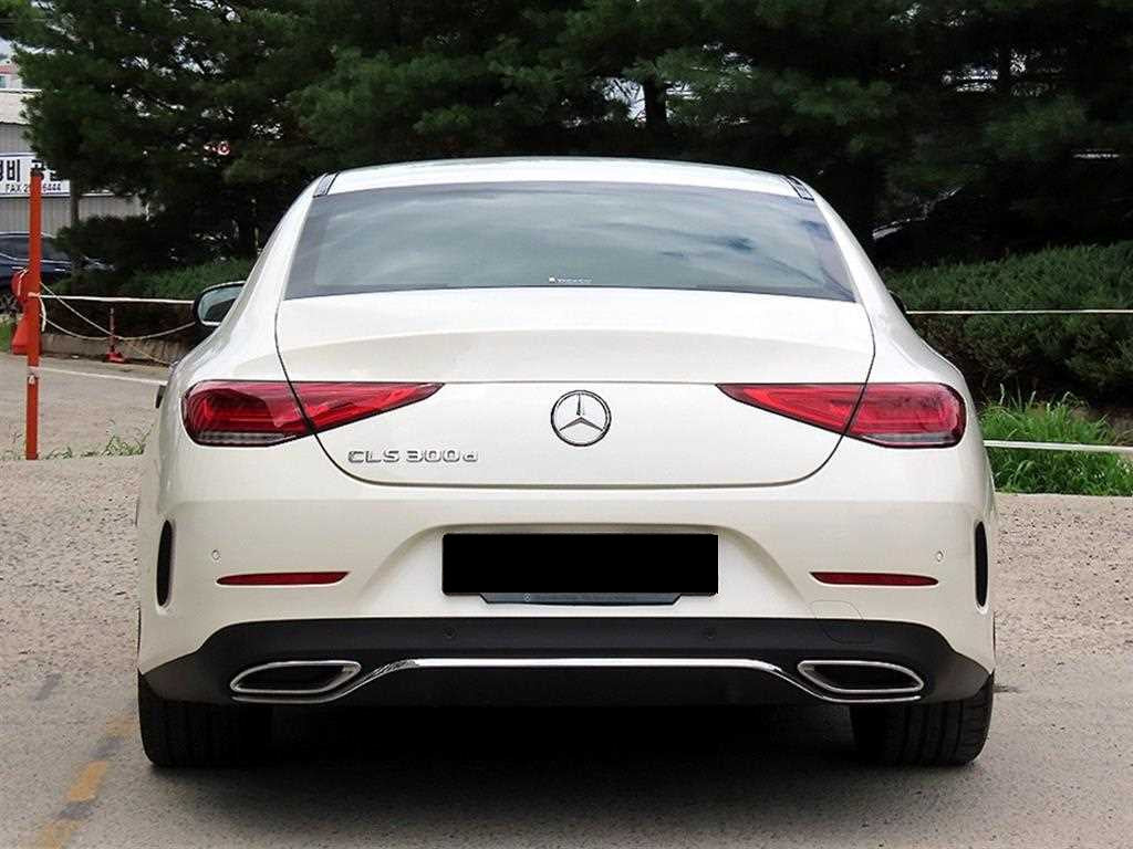 Mercedes-Benz CLS-Class — photo 04
