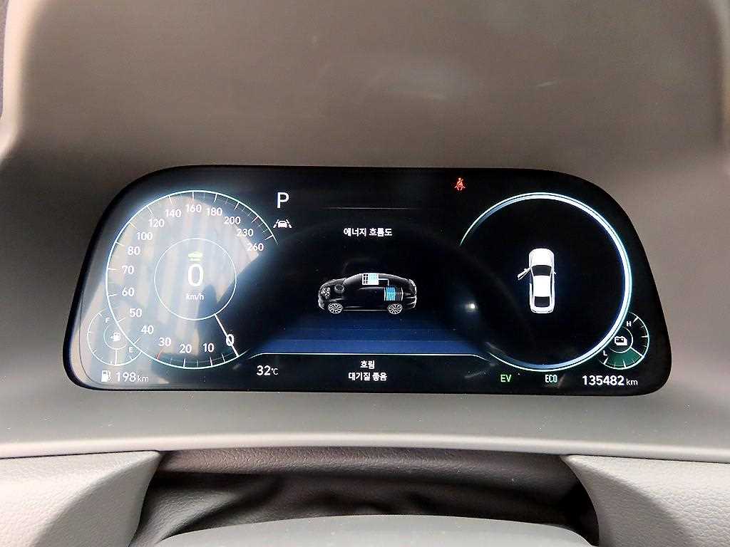 Hyundai Sonata — photo 09