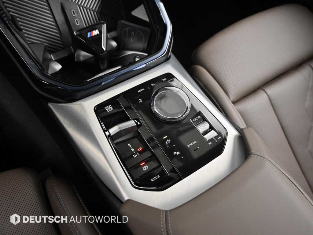 BMW X3 — photo 09