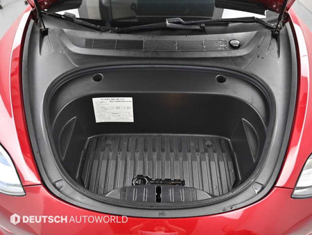 Tesla Model 3 — photo 06