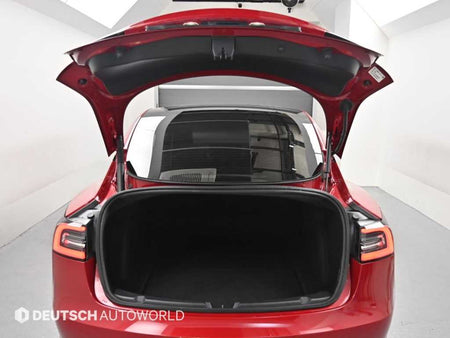 Tesla Model 3 — photo 19