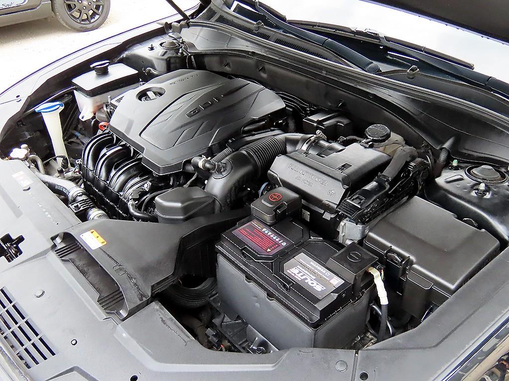 Hyundai Grandeur — photo 19