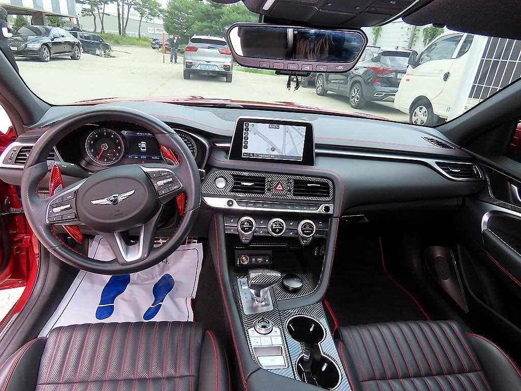 Genesis G70 — photo 07