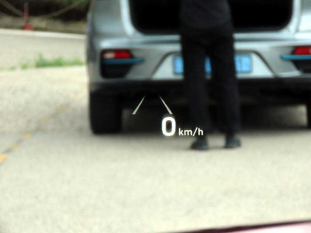 Genesis G70 — photo 10