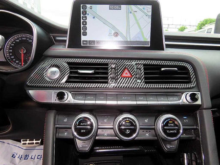 Genesis G70 — photo 14