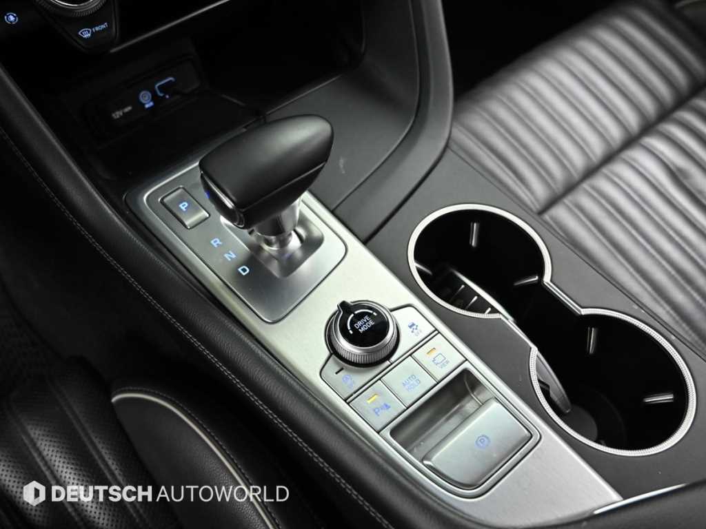 Genesis G70 — photo 09