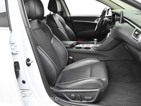 Genesis G70 — photo 10