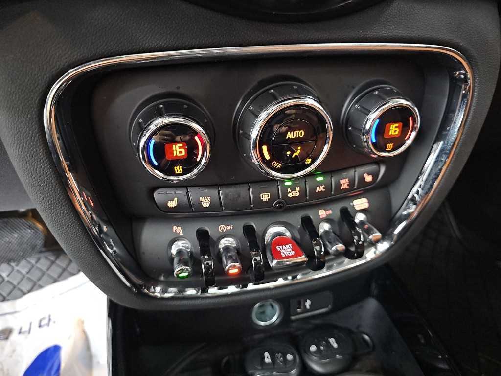 Mini Clubman — photo 10