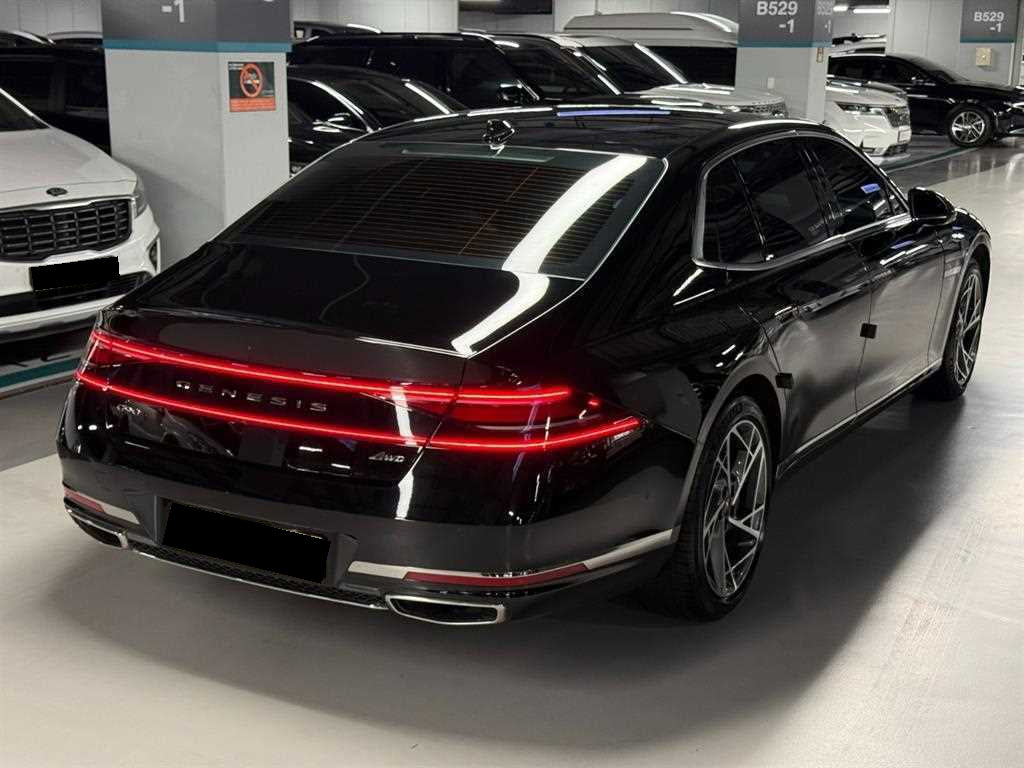 Genesis G90 — photo 05