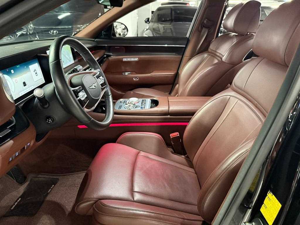 Genesis G90 — photo 10