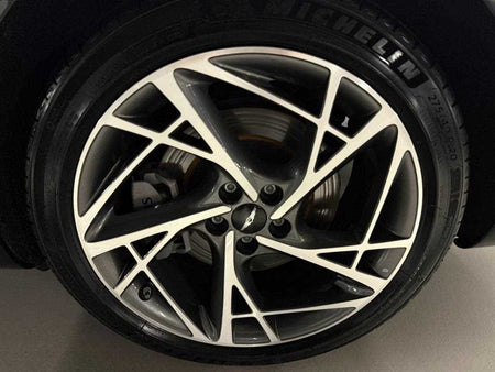 Genesis G90 — photo 20