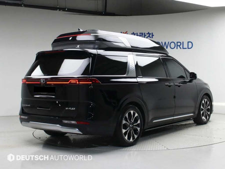 Kia Carnival — photo 02