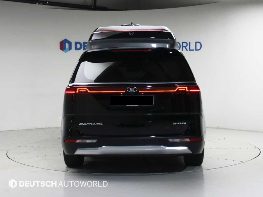 Kia Carnival — photo 04