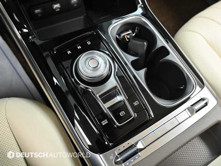 Kia Carnival — photo 09