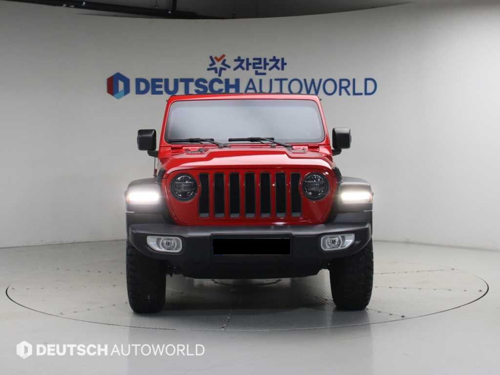 Jeep Wrangler — photo 03