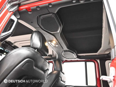 Jeep Wrangler — photo 18