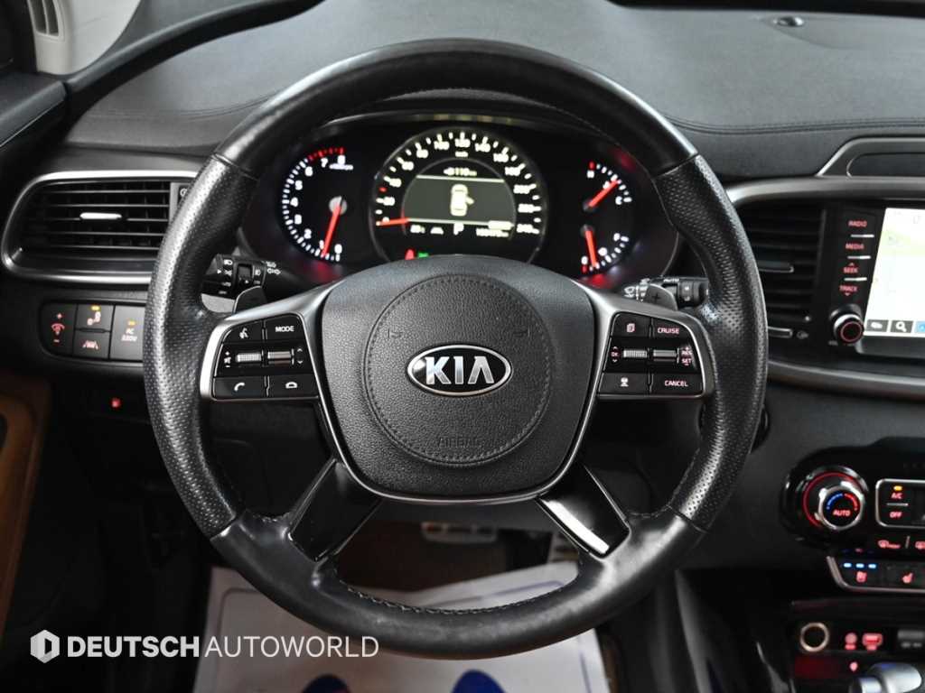 Kia Sorento — photo 13
