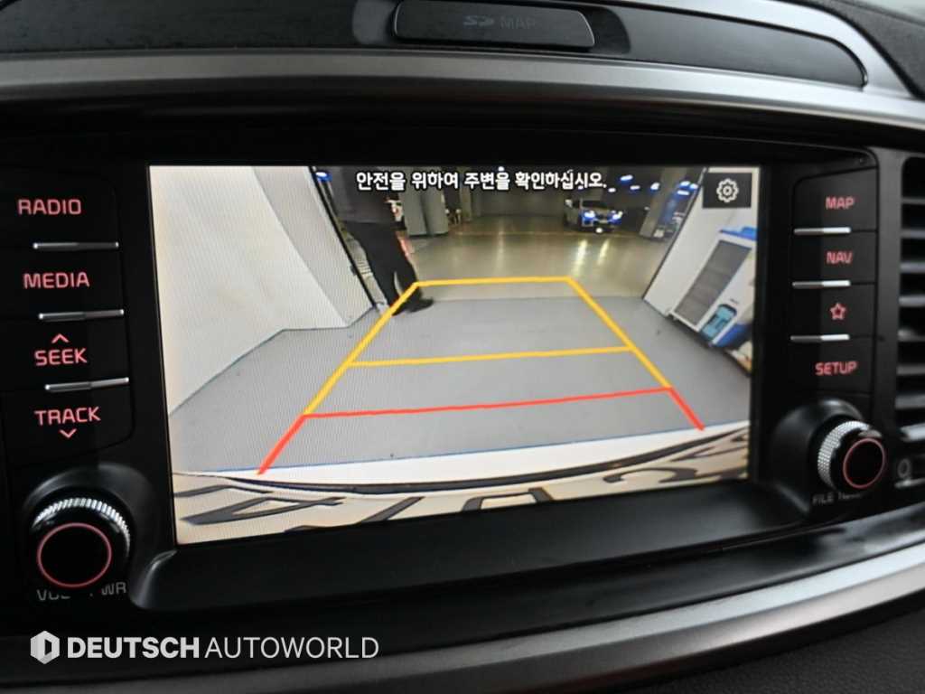 Kia Sorento — photo 15