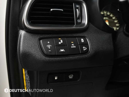 Kia Sorento — photo 17