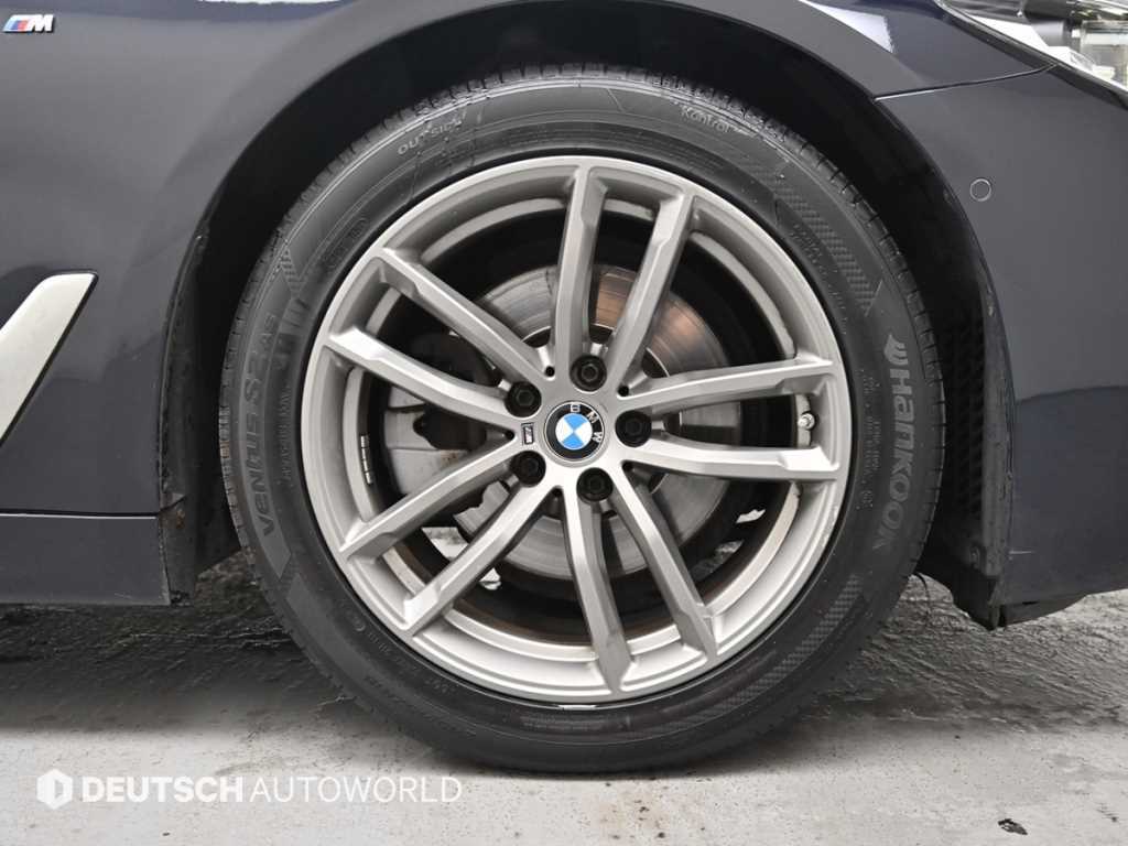 BMW 5-Series — photo 05