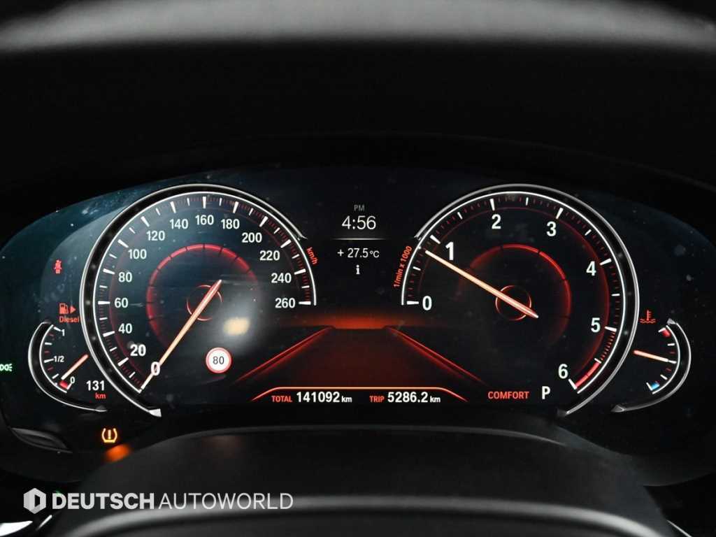 BMW 5-Series — photo 08