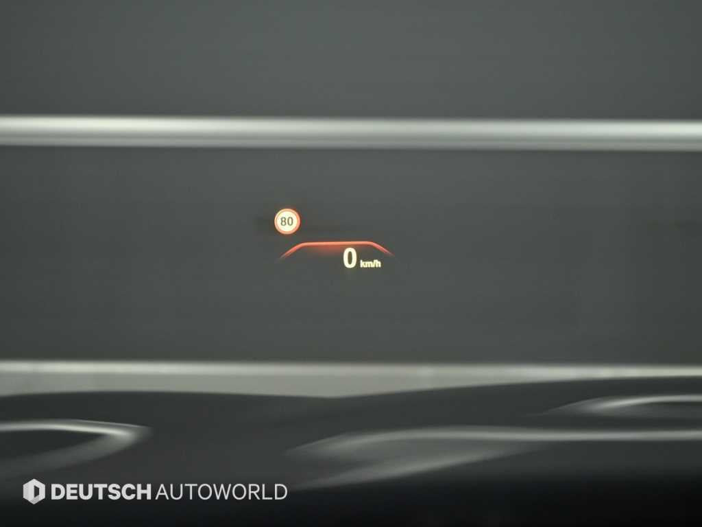 BMW 5-Series — photo 17