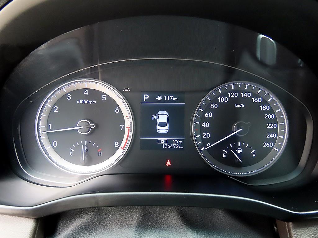 Hyundai Grandeur — photo 09