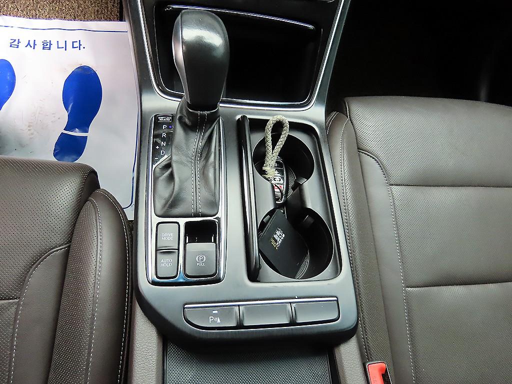 Hyundai Grandeur — photo 10