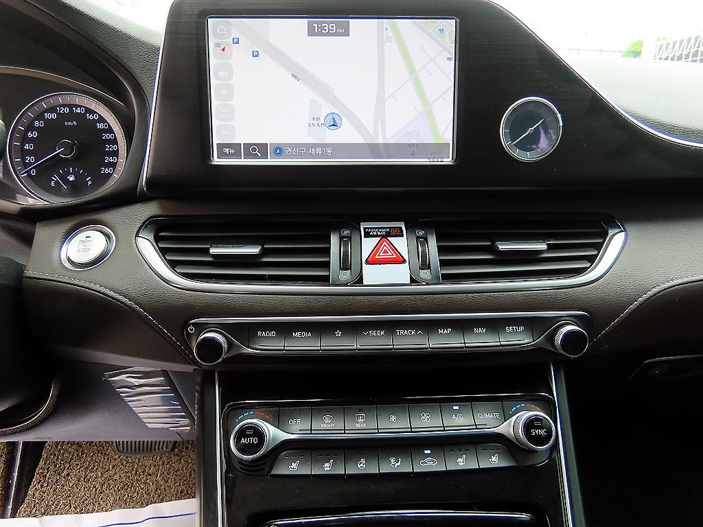 Hyundai Grandeur — photo 13